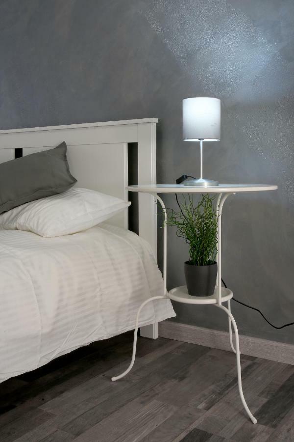 Tembo House - Pantano 2 Apartment Catania Bagian luar foto