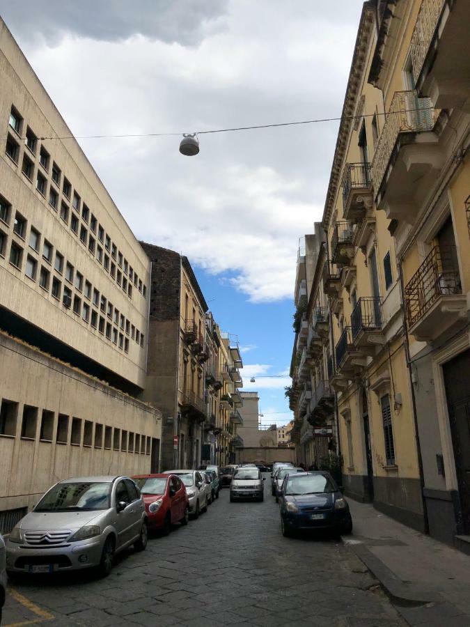 Tembo House - Pantano 2 Apartment Catania Bagian luar foto